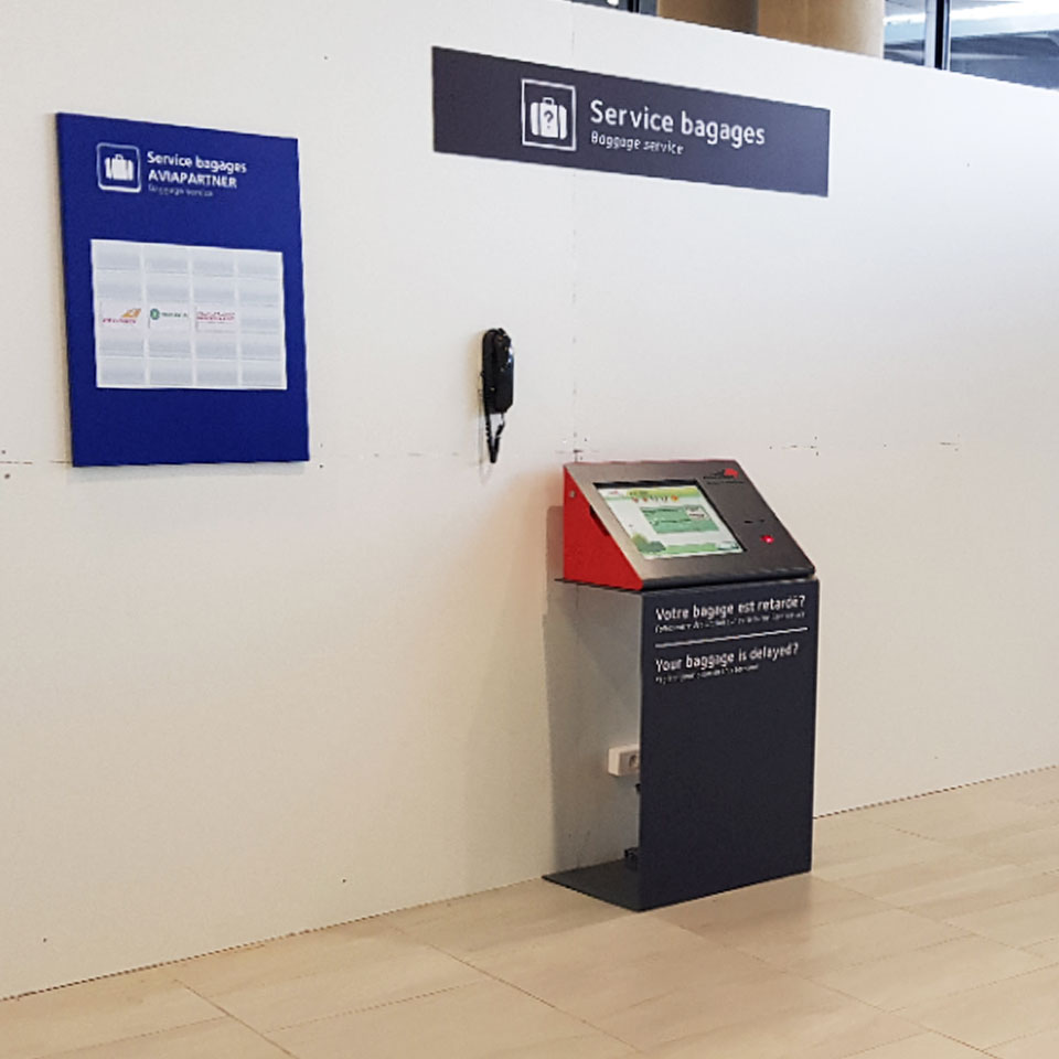 Self-service Technology for French Airports