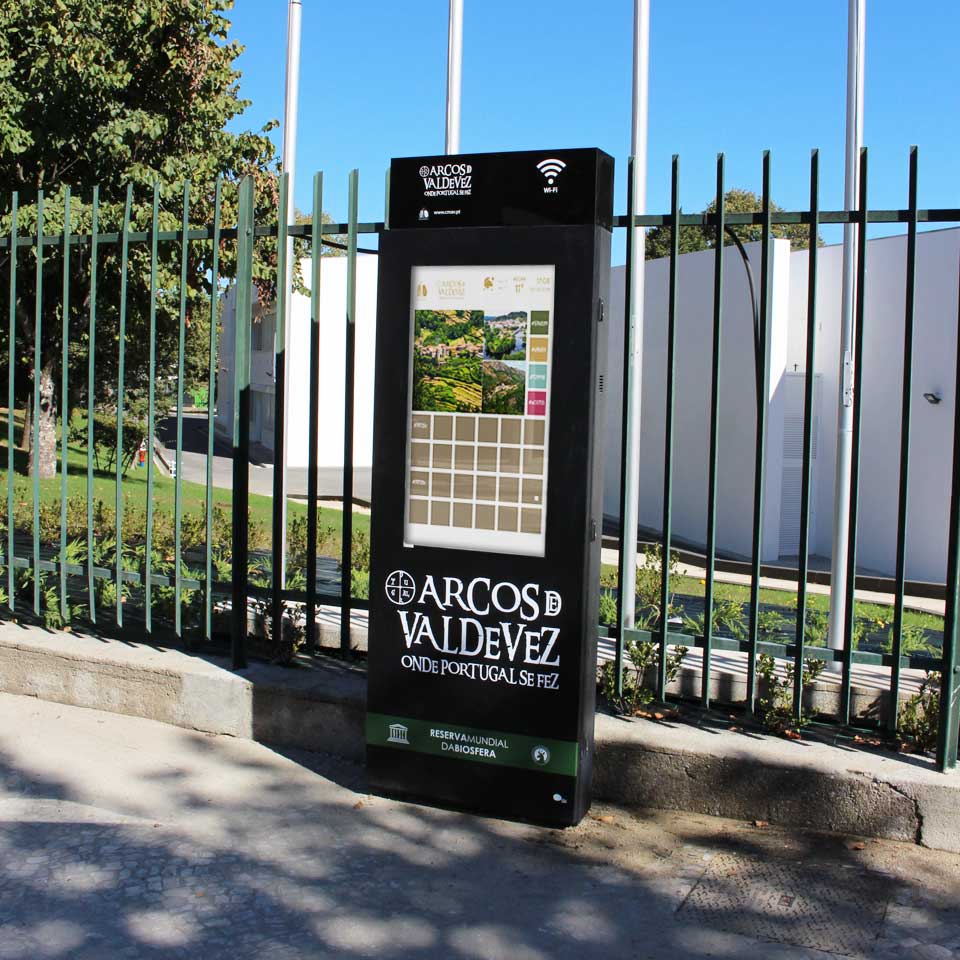 Digital Billboards for the Arcos de Valdevez municipality