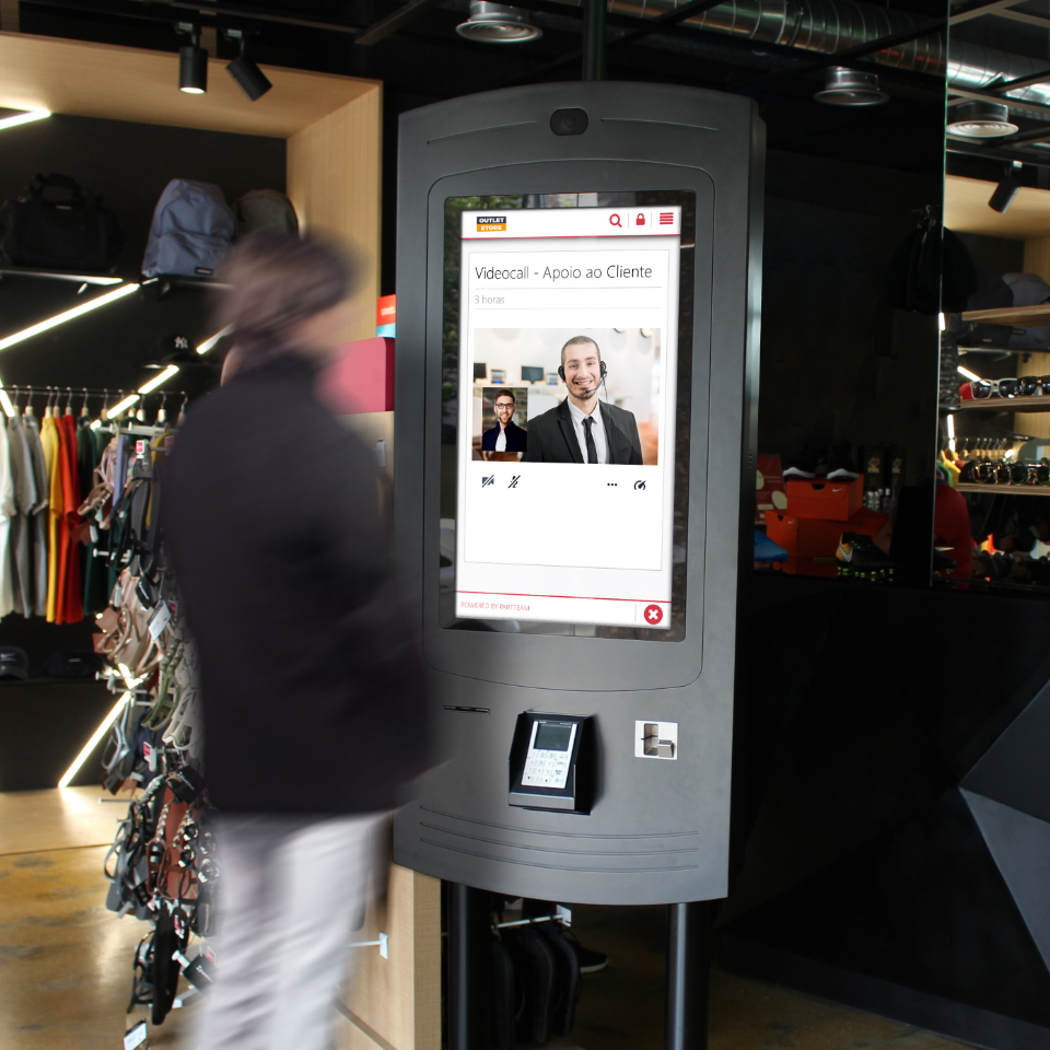 Video calls, remote attendance and live shopping for retail stores with ClusterWall