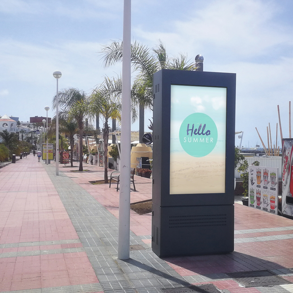 Double-sided 75” Digital Billboards TEZIS boost tourism in Tenerife