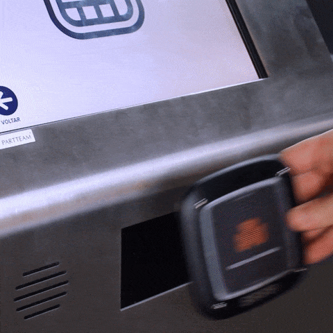 Pagers dispenser kiosk for logistics management