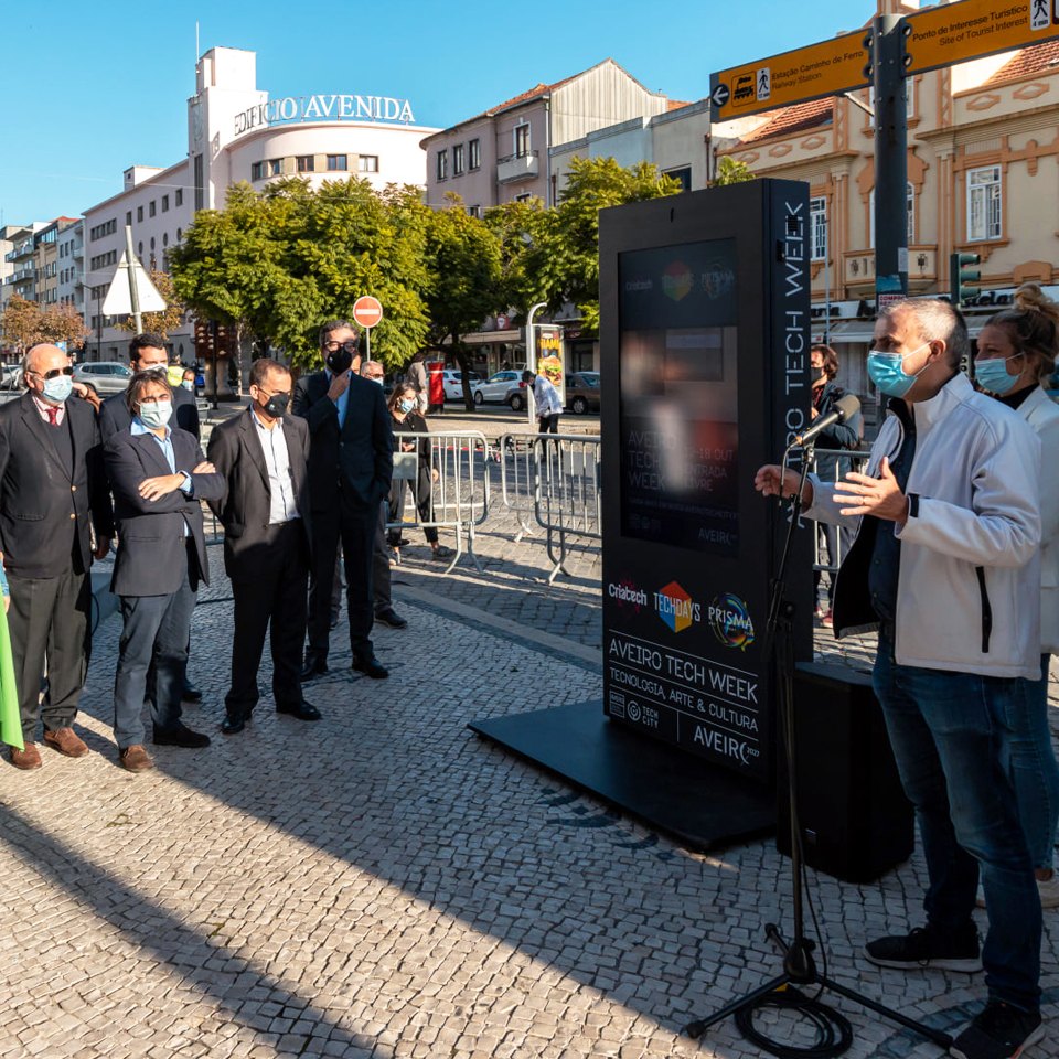 Technology is debated at Aveiro Tech Week, with the contribution of PARTTEAM & OEMKIOSKS digital billboards