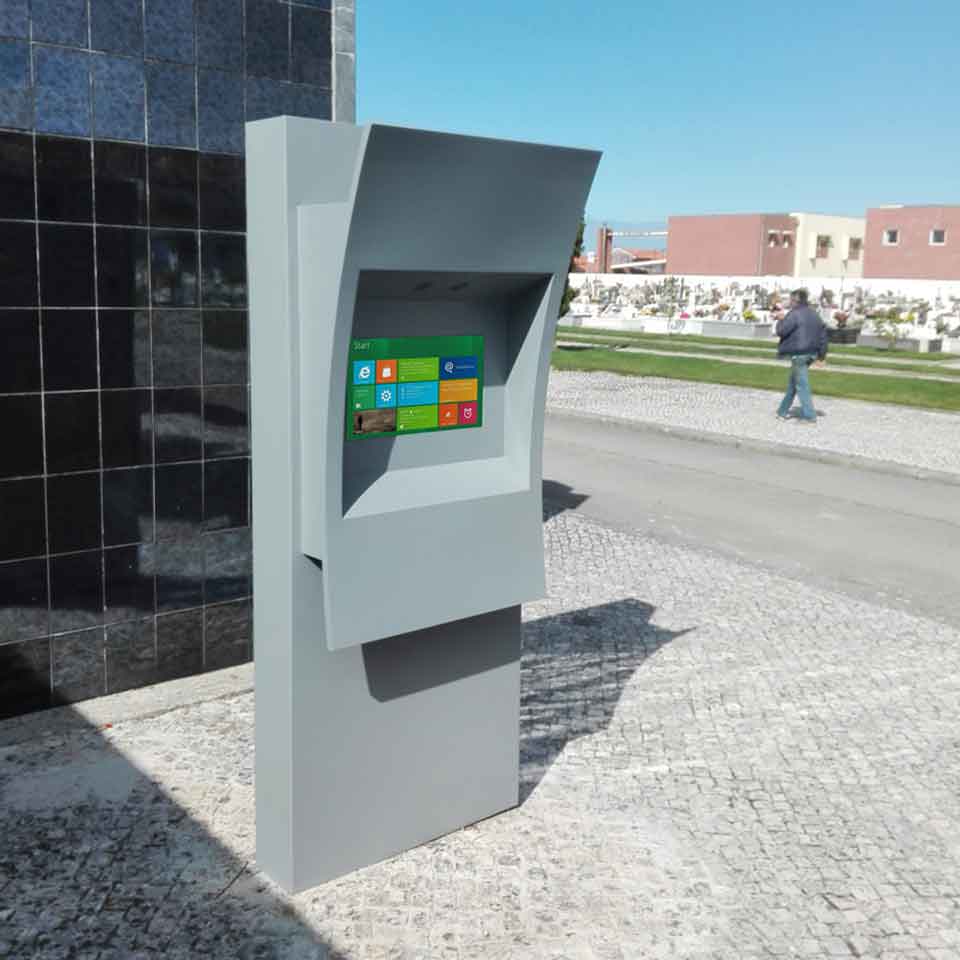 Digital kiosk for Espinho Municipal Cemetery