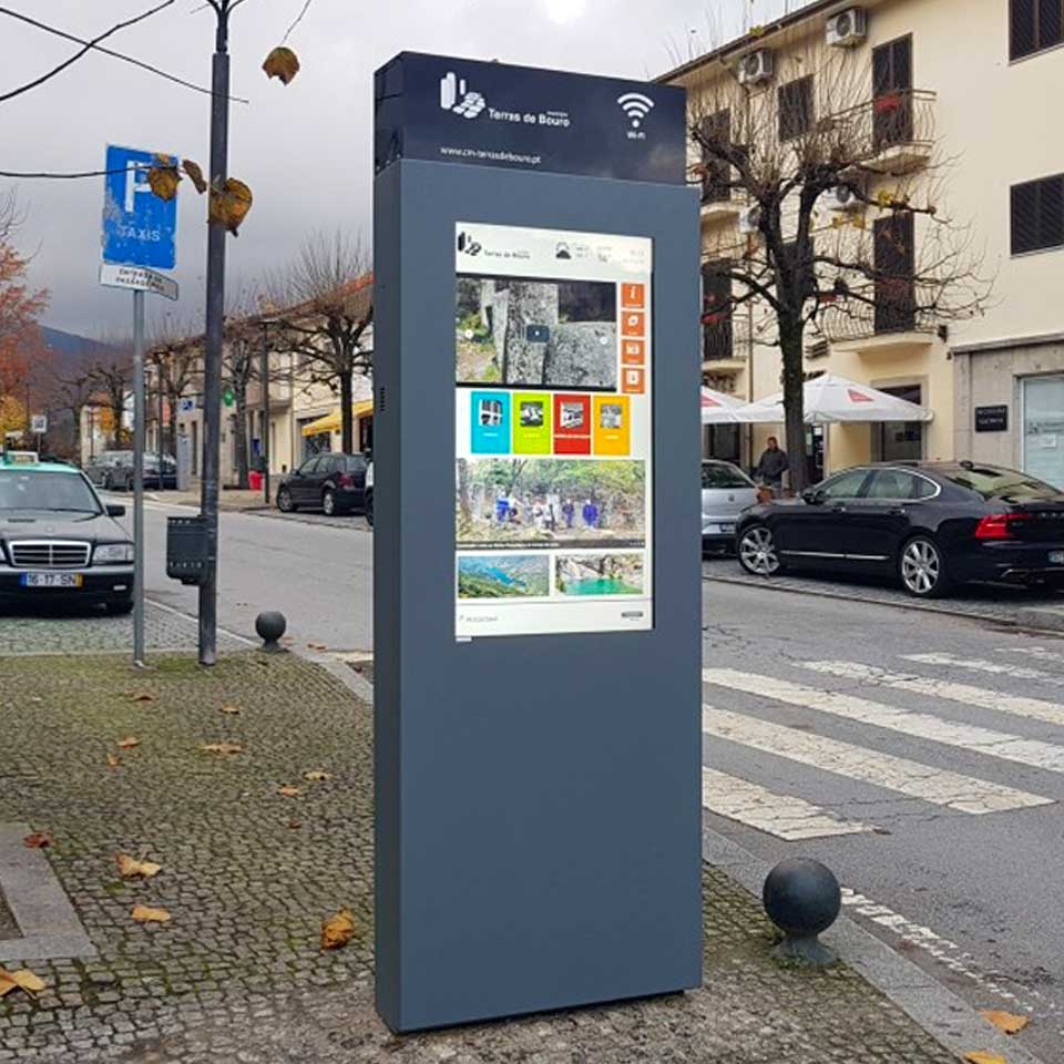 Municipality of Terras do Bouro install Digital Billboards with Free Wi-Fi
