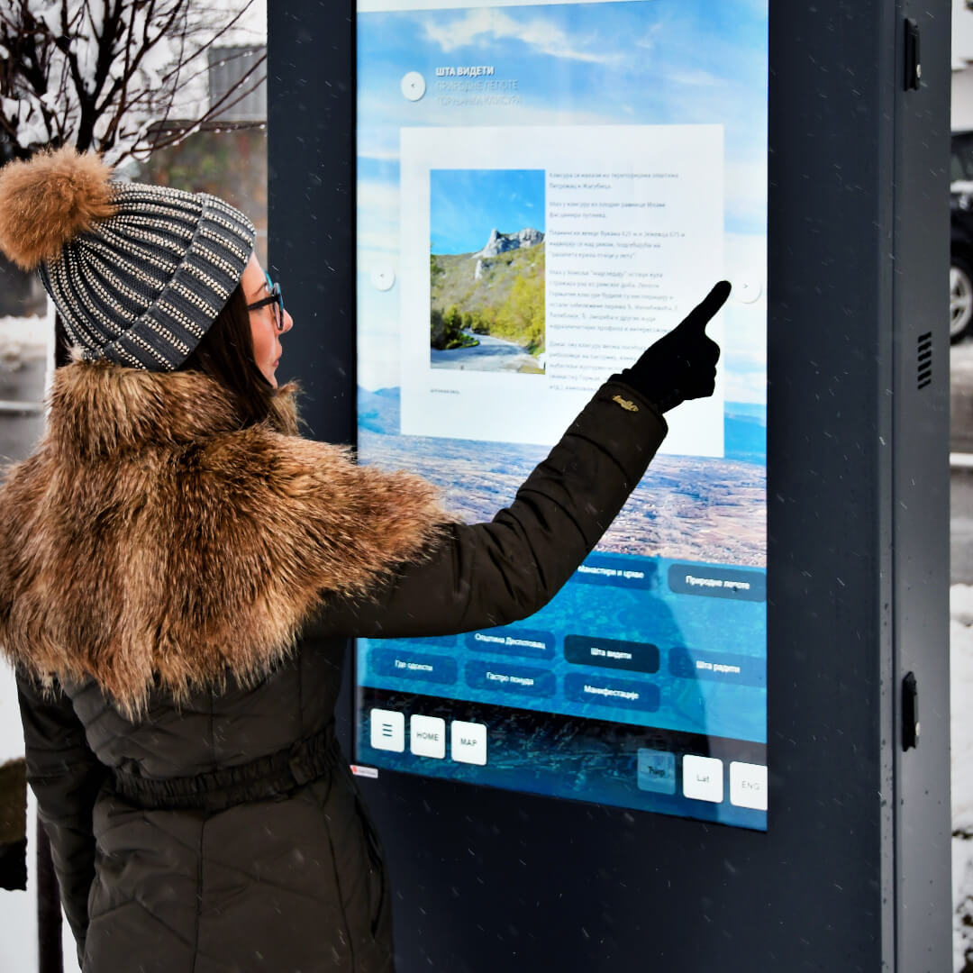 City of Petrovac, Serbia, relies on PARTTEAM & OEMKIOSKS Digital Billboards to promote local multimedia content