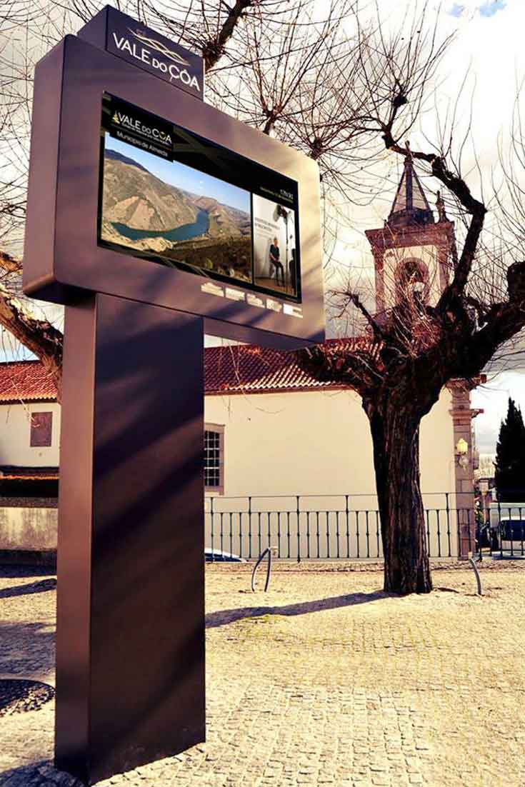 Digital Billboards in the Vale do Côa: Unesco World Heritage by PARTTEAM