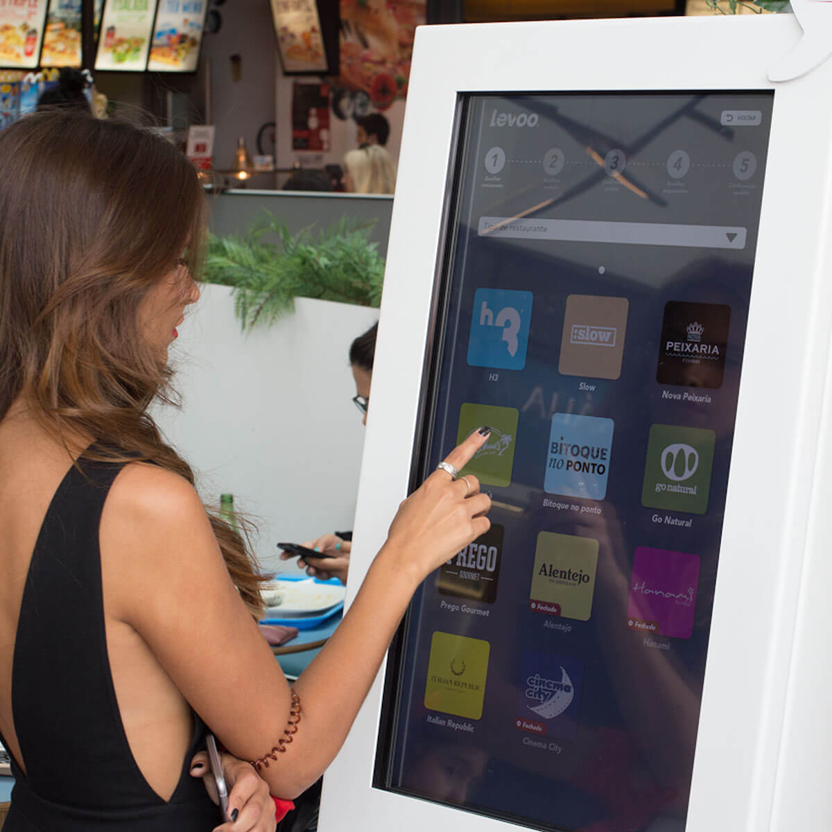 Self-Service Kiosks for Restaurants (QSR)